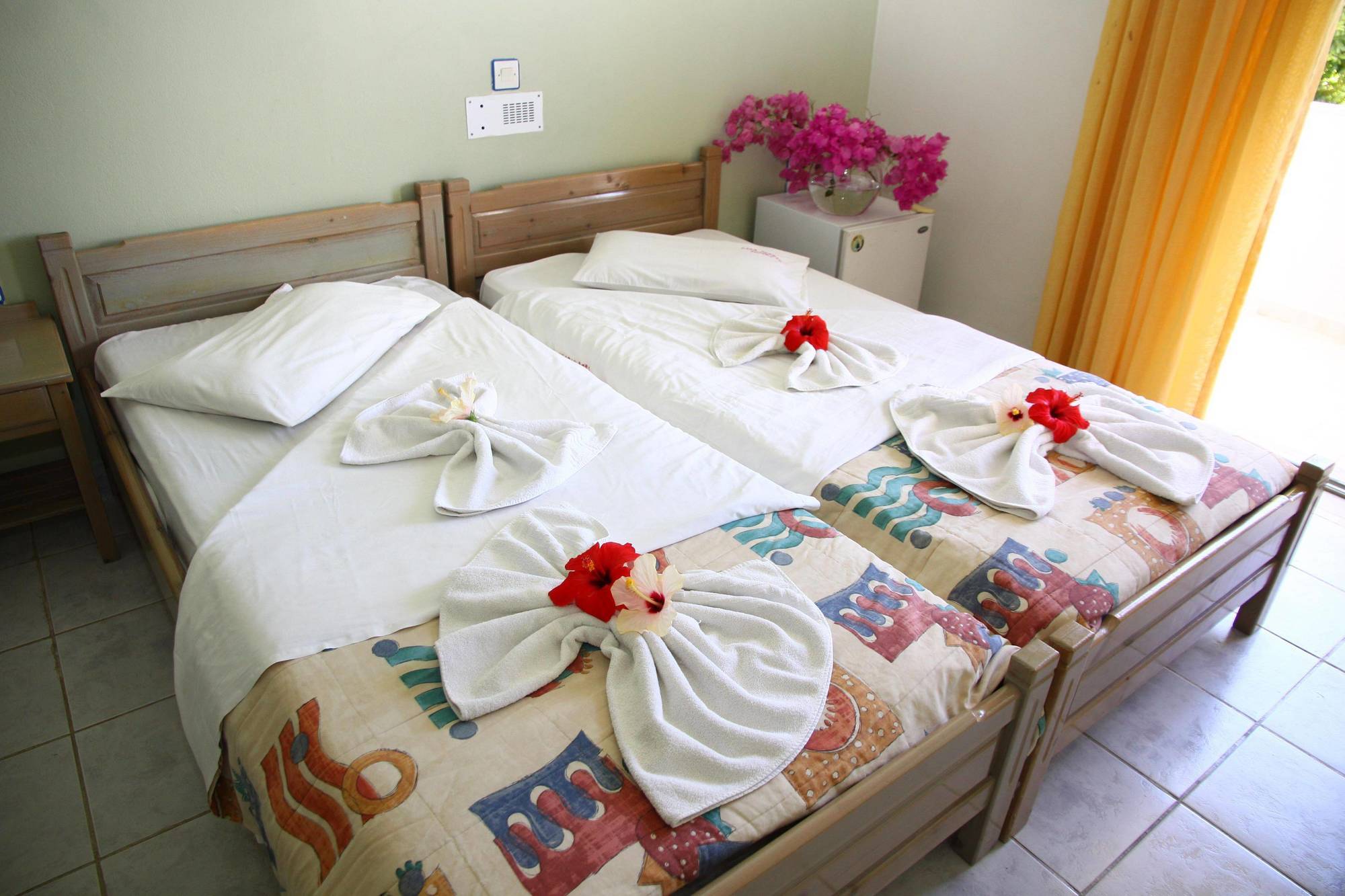 Resol Hotel Bali  Экстерьер фото